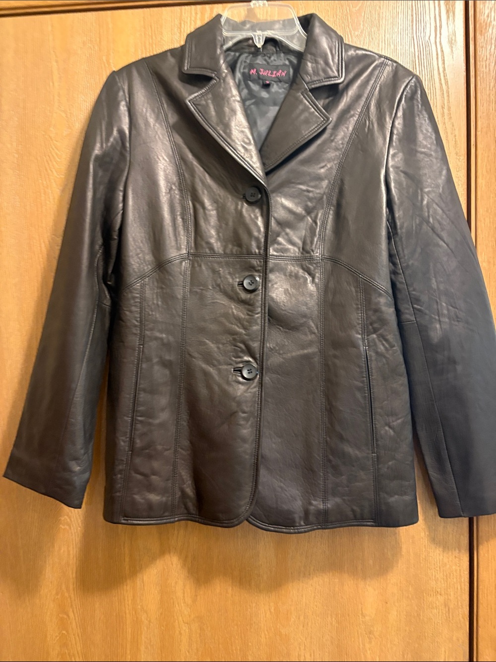 M. Julian Women's butter soft Black Leather Button-Front Jacket
